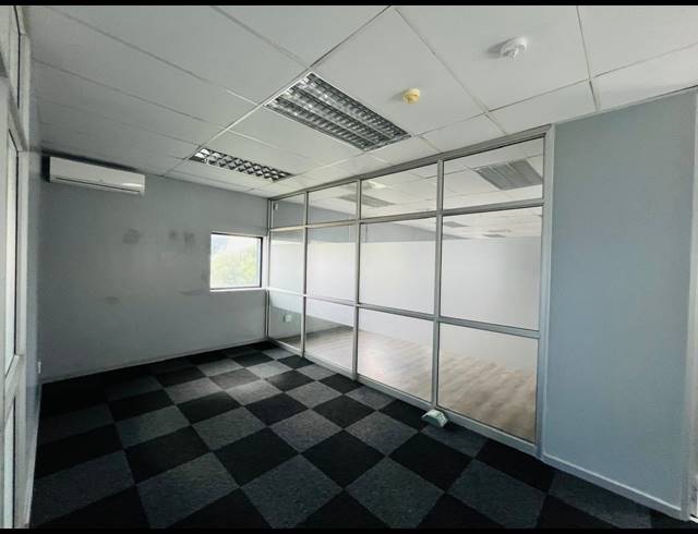 2,002M² OFFICE TO LET IN GLEN AUSTIN AH
